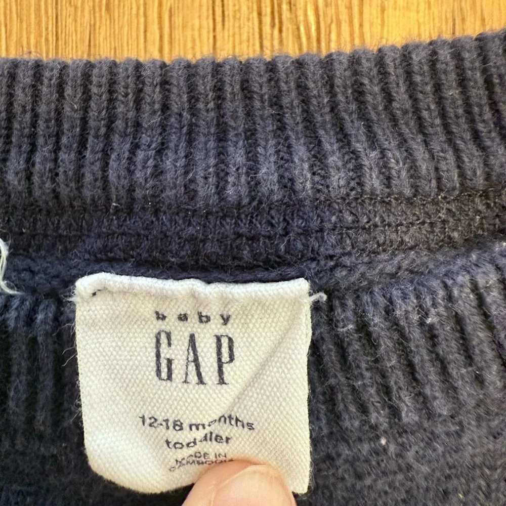 GAP Baby 5 piece bundle sweatshirt, long sleeve, sweater, 2 sweatpants